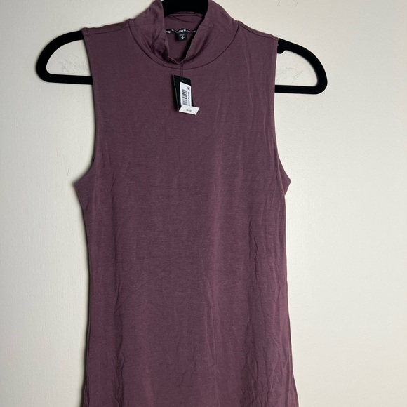 Express Womens Tank Top Small/P Plum Cream Mock Neck Stretch Relax Fit Casual - Picture 7 of 16